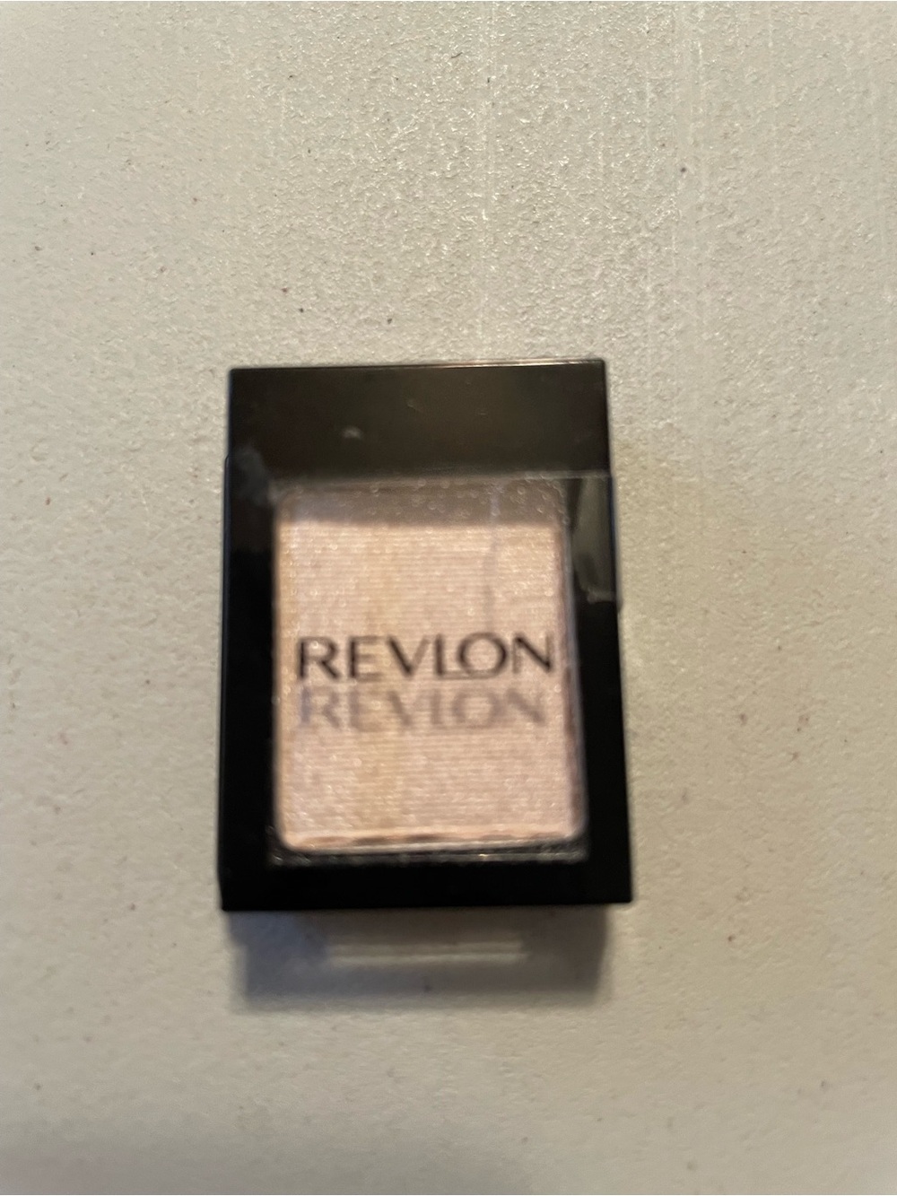 Revlon Eyeshadow Single - Shimmery Light White Cream Oyster New